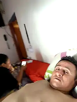 DosAlmasArdientesED online show from April 9, 6:35 pm