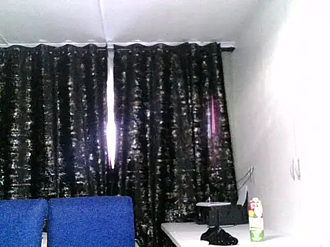 Snapshot of BustyBUNNYWORXXX chatting on April 11, 7:13 am BustyBUNNYWORXXX online show from April 11, 7:13 am