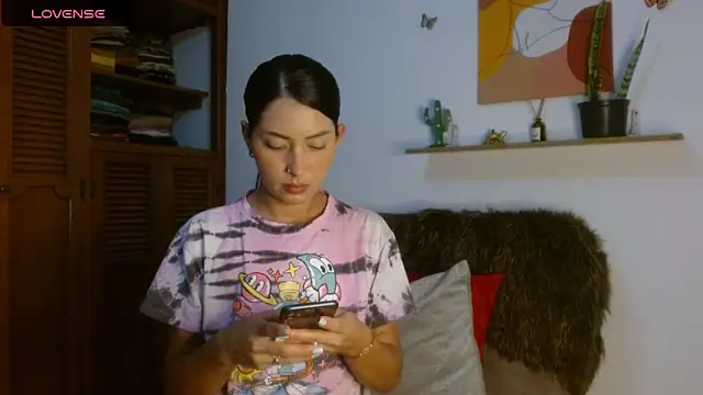 Snapshot of ivanna_dl chatting on April 20, 1:08 am ivanna dl online show from April 20, 1:08 am