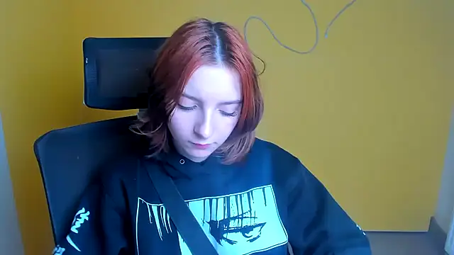 Snapshot of Butterfly_Milly chatting on April 25, 2:03 pm Butterfly Milly online show from April 25, 2:03 pm