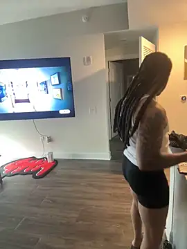 Snapshot of zay1xxx chatting on March 30, 5:03 pm zay1xxx online show from March 30, 5:03 pm