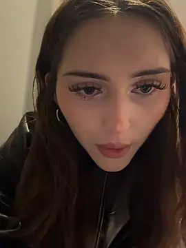 Snapshot of AnitaFly chatting on May 28, 1:52 pm AnitaFly online show from May 28, 1:52 pm