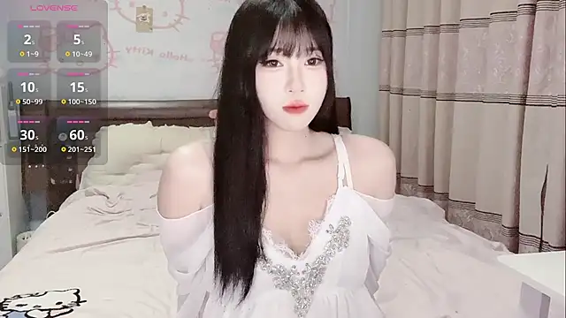 YINUO-QJ online show from April 21, 1:50 pm