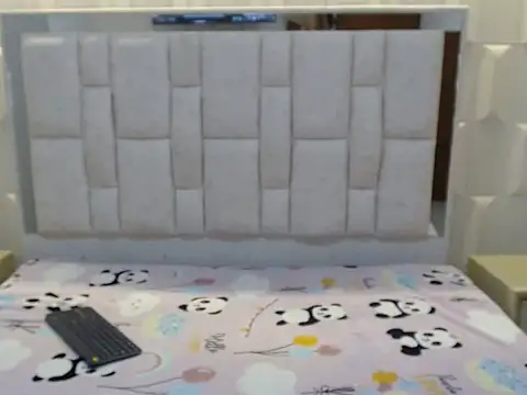 Snapshot of saraloaizacl202 chatting on March 25, 8:37 pm saraloaizacl202 online show from March 25, 8:37 pm