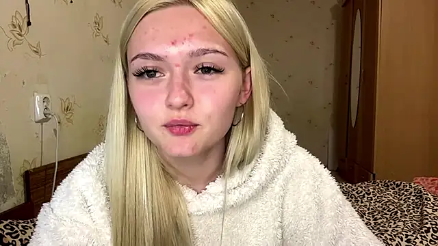 Sophia Blonde online show from April 29, 4:44 pm