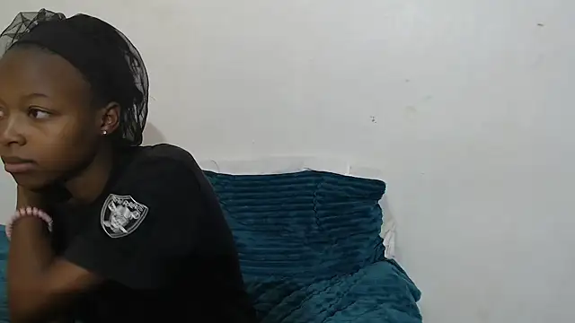 SexyPetite 22 online show from June 30, 5:08 am