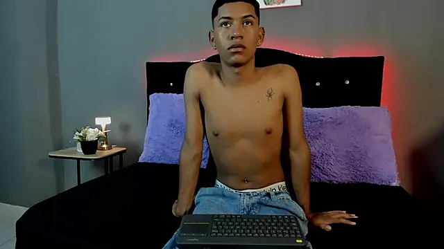 LexSin17 online show from March 26, 8:25 pm