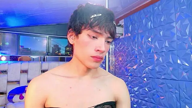 IsaacNovaa online show from April 30, 9:15 am