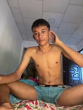 io skay online show from April 11, 9:30 pm