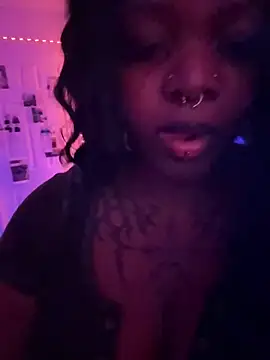 Snapshot of Nyla_xox chatting on May 24, 8:36 pm Nyla xox online show from May 24, 8:36 pm