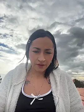 Snapshot of kimberly_peter chatting on June 5, 10:15 pm kimberly peter online show from June 5, 10:15 pm