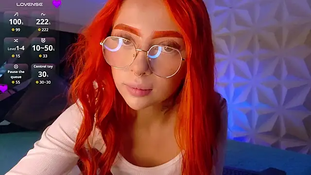 Snapshot of Magic_liah chatting on June 27, 1:39 pm Magic liah online show from June 27, 1:39 pm