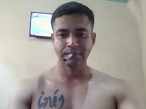 User 02  online show from June 23, 5:11 pm
