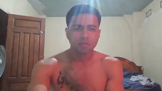 User 02  online show from July 6, 4:31 am