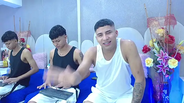 party duo playboy online show from April 20, 4:15 am