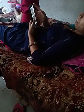 Snapshot of x_rani chatting on March 27, 8:37 am x rani online show from March 27, 8:37 am