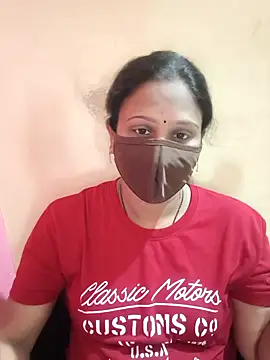 Snapshot of Latha_lovely chatting on April 6, 8:04 am Latha lovely online show from April 6, 8:04 am