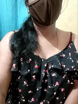 Latha lovely online show from June 18, 3:07 am