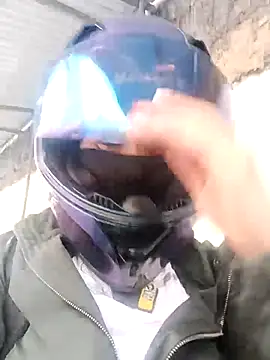 Snapshot of Dayan_White chatting on March 25, 10:05 pm Dayan White online show from March 25, 10:05 pm