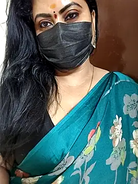 Snapshot of Anushka_flower chatting on June 3, 12:57 am Anushka flower online show from June 3, 12:57 am