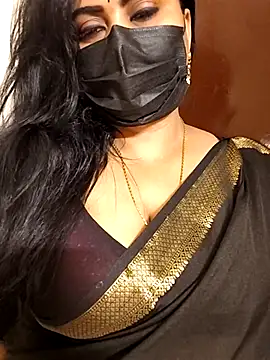 Snapshot of Anushka_flower chatting on June 6, 12:32 pm Anushka flower online show from June 6, 12:32 pm