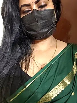 Snapshot of Anushka_flower chatting on June 11, 12:43 am Anushka flower online show from June 11, 12:43 am