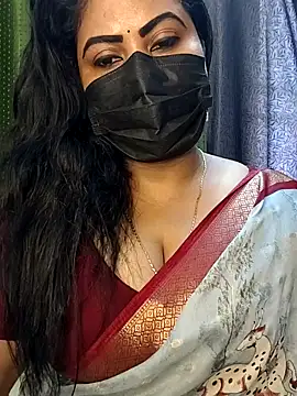 Snapshot of Anushka_flower chatting on June 15, 5:09 am Anushka flower online show from June 15, 5:09 am