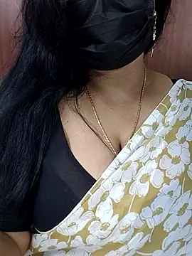 Snapshot of Anushka_flower chatting on June 17, 3:46 pm Anushka flower online show from June 17, 3:46 pm