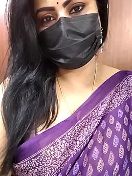 Snapshot of Anushka_flower chatting on June 18, 1:59 pm Anushka flower online show from June 18, 1:59 pm
