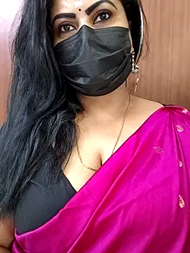 Snapshot of Anushka_flower chatting on June 24, 6:23 am Anushka flower online show from June 24, 6:23 am
