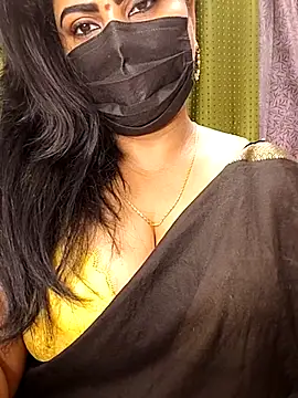 Snapshot of Anushka_flower chatting on July 4, 2:07 am Anushka flower online show from July 4, 2:07 am
