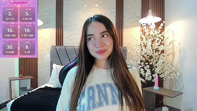 Anissa m  online show from April 13, 2:11 pm