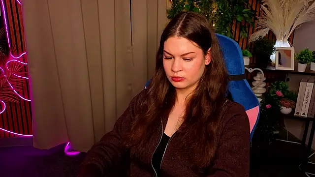 Snapshot of SusanBailley chatting on April 1, 1:41 pm SusanBailley online show from April 1, 1:41 pm