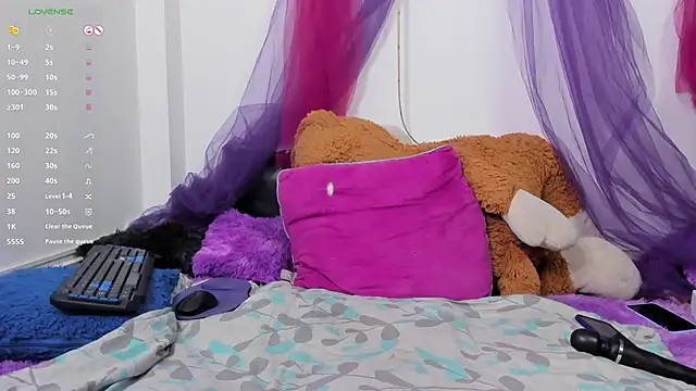 samduran77 online show from April 3, 6:28 pm