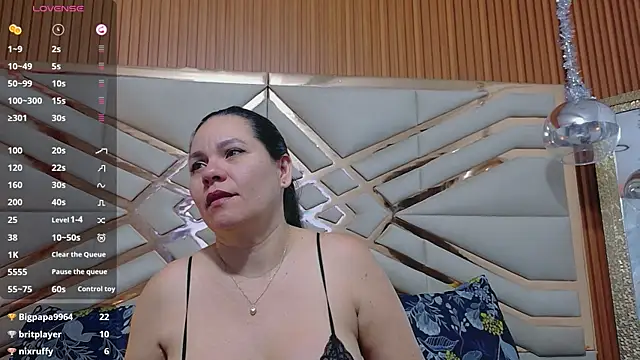kinkymaturee online show from June 11, 7:12 pm