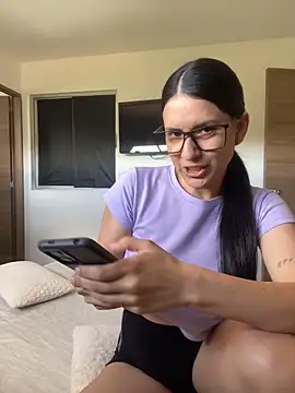 Annarhode online show from June 14, 5:59 pm