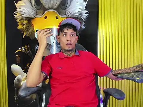 Winsord Bigcock online show from March 29, 7:58 pm