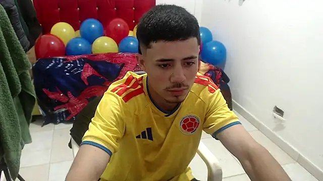 Snapshot of Jairito_989 chatting on July 3, 8:04 pm Jairito 989 online show from July 3, 8:04 pm