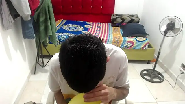 Snapshot of Jairito_989 chatting on July 7, 11:25 am Jairito 989 online show from July 7, 11:25 am
