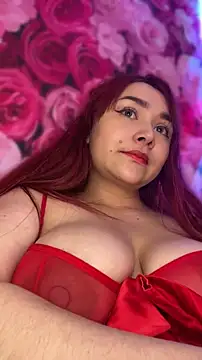 SweetLittleRed online show from April 13, 10:10 am