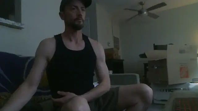 Snapshot of MascChaser4Bear chatting on March 26, 8:47 pm MascChaser4Bear online show from March 26, 8:47 pm