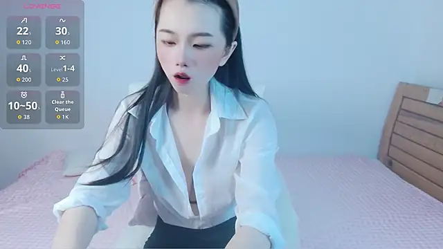 amihuang online show from May 8, 1:05 pm
