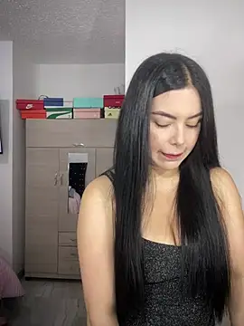 Snapshot of Cami_olarte chatting on May 12, 5:26 am Cami olarte online show from May 12, 5:26 am