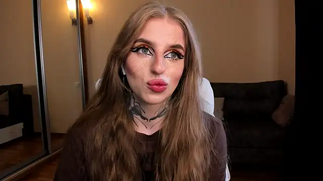 harley kimm online show from April 8, 5:18 am