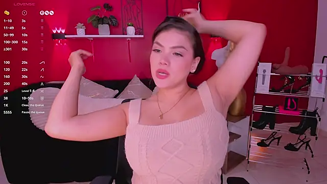 Sofia Velvetx online show from May 24, 2:44 pm
