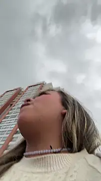 Snapshot of NinaValencia_ chatting on March 30, 10:33 pm NinaValencia online show from March 30, 10:33 pm