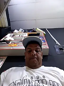 Snapshot of Danielleon12_ chatting on March 26, 7:08 pm Danielleon12 online show from March 26, 7:08 pm