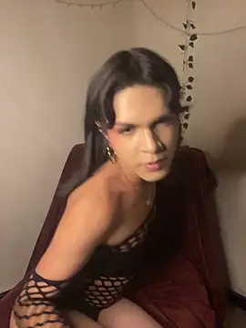 Snapshot of _Isa2222_ chatting on March 27, 1:00 am Isa2222 online show from March 27, 1:00 am