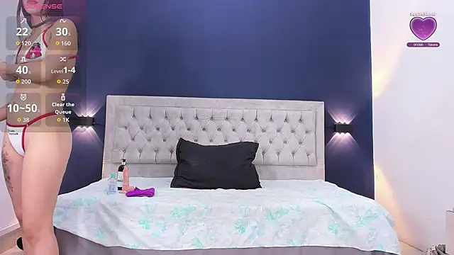 annie  rouse online show from April 8, 2:06 pm