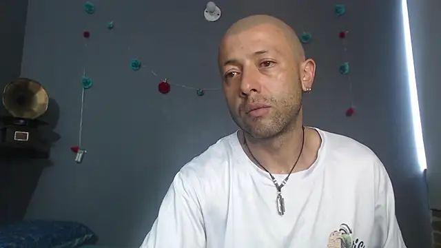  bonnie and clyde online show from June 29, 10:10 pm